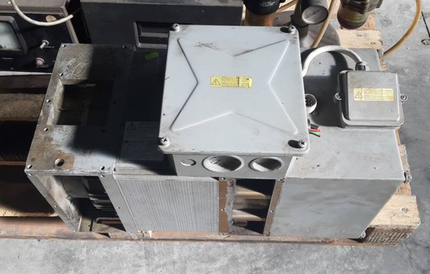 MOTORE MANDRINO CONTROL TECHNIQUES 15 KW tipo HMFU - USATO 